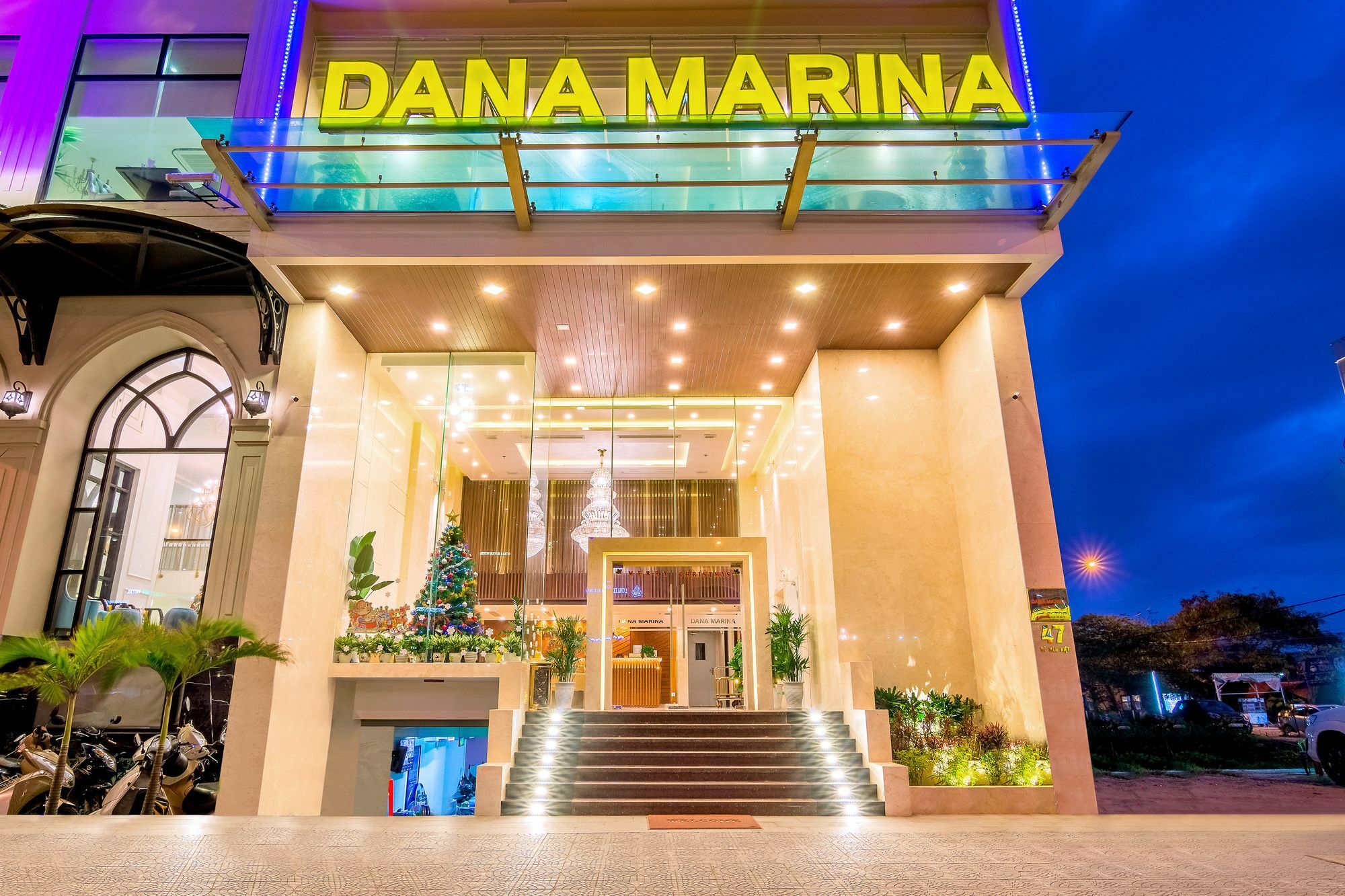 Dana Marina Boutique Hotel Дананг Экстерьер фото