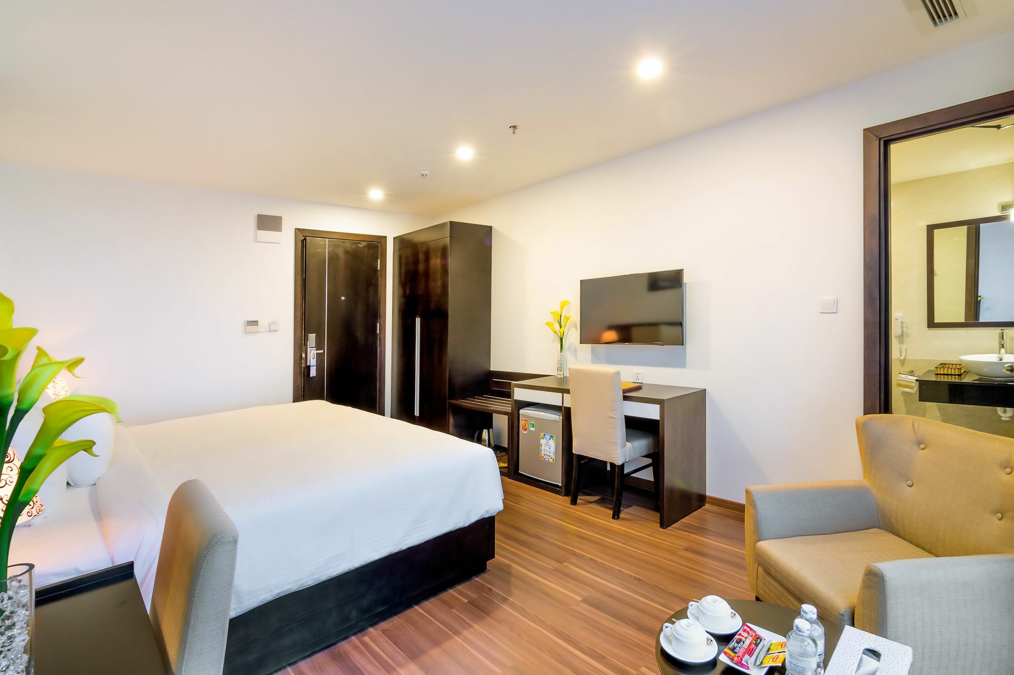 Dana Marina Boutique Hotel Дананг Экстерьер фото