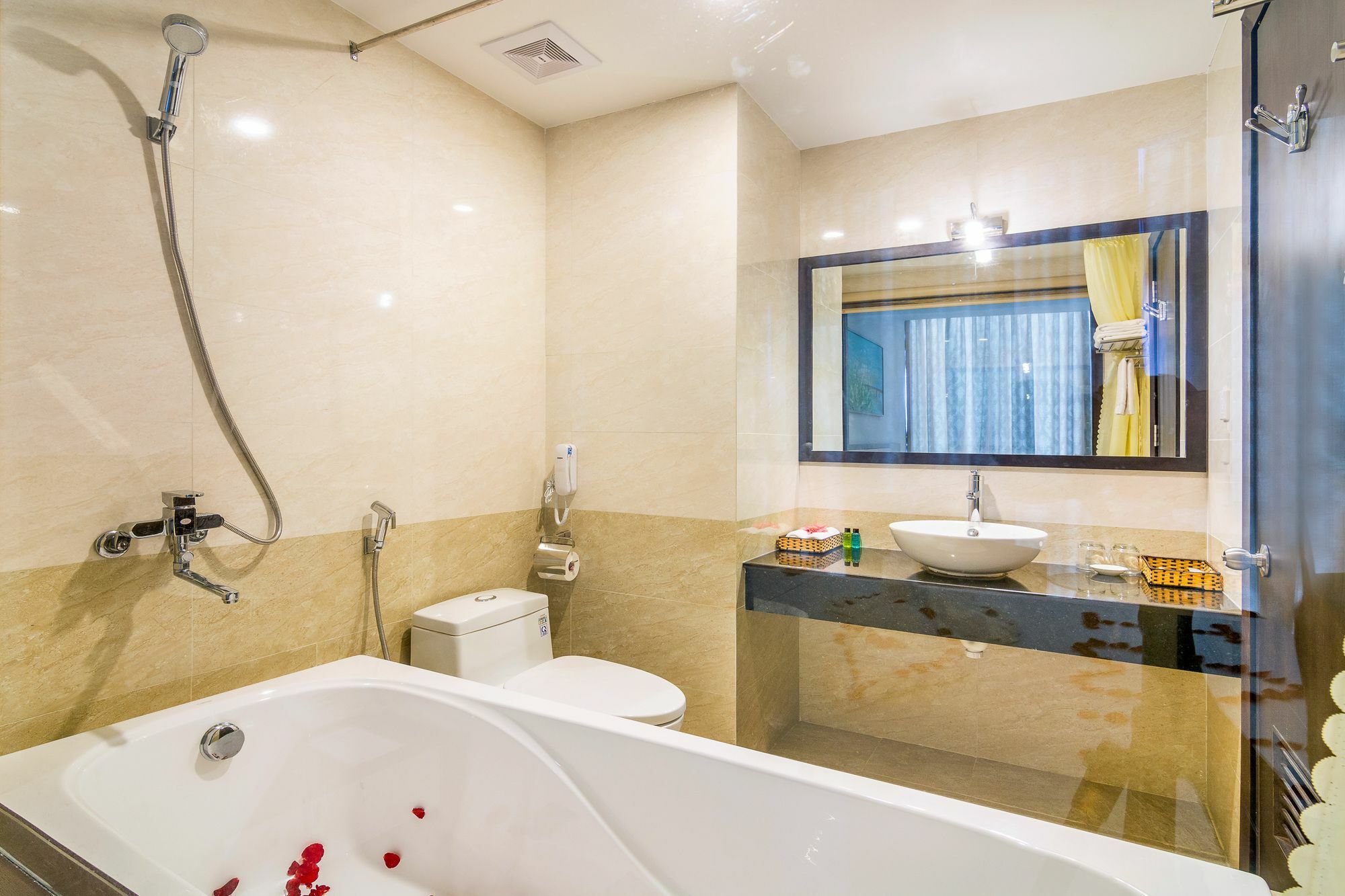 Dana Marina Boutique Hotel Дананг Экстерьер фото